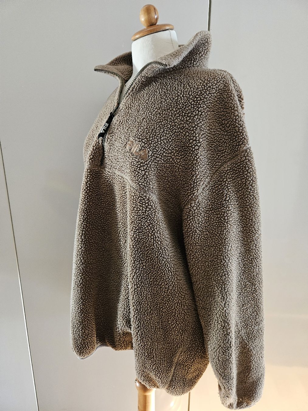 Fila Maglioni & Felpe: Vintage Fila Teddy Fleece Pullover – Usato da Zürich venduto da ColdCoffee 1