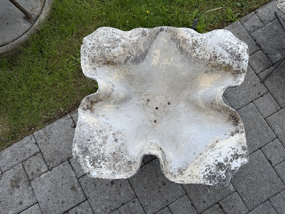 Eternit Vasi per fiori: 2 Eternit Willy Guhl – Usato da Les Genevez JU venduto da fabliane 3