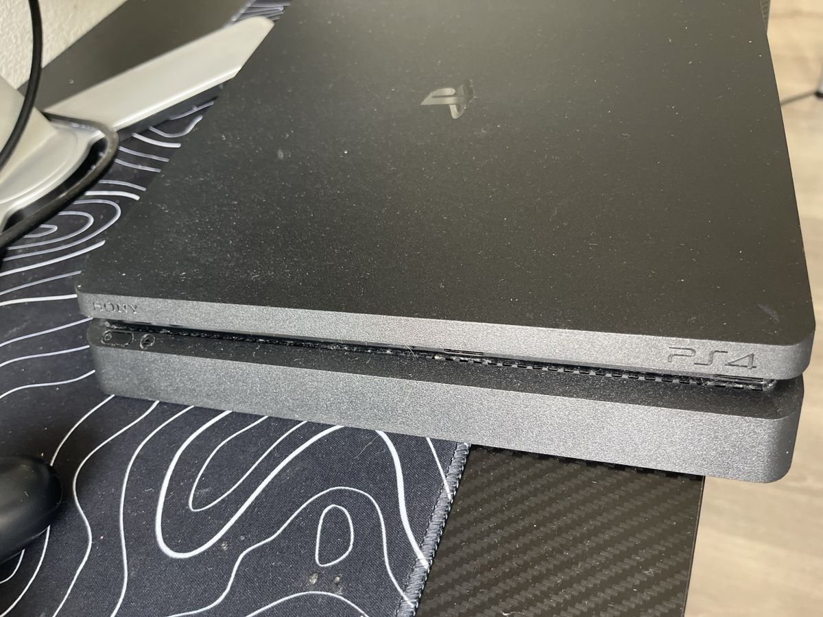 Sony Console: PS4 mit Controller und Monitor – Usato da Niederglatt SG venduto da Befi1 3