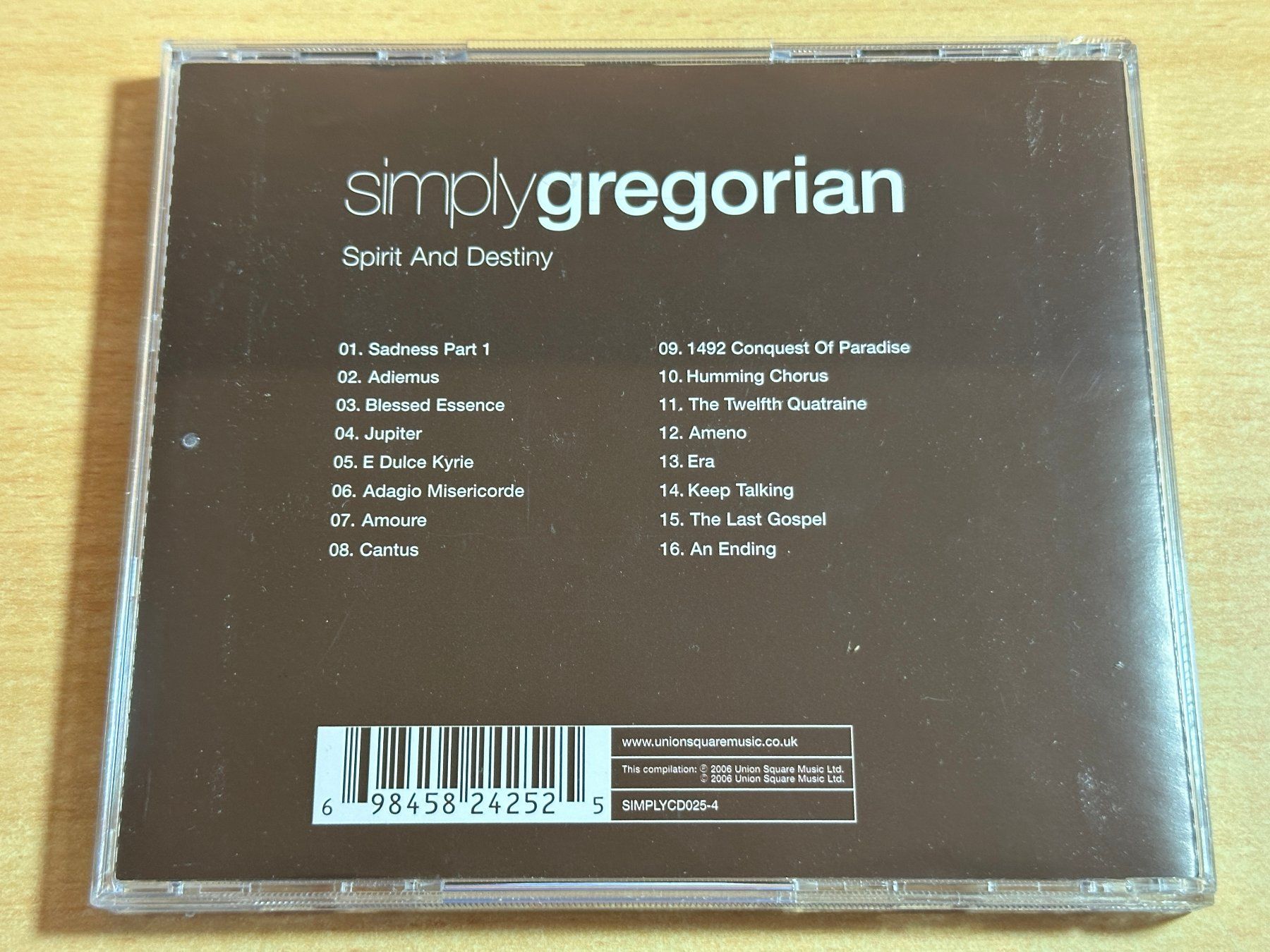 CD: Various – Simply Gregorian - 4 CD – Usato da Rikon im Tösstal venduto da Alpenmutz 6