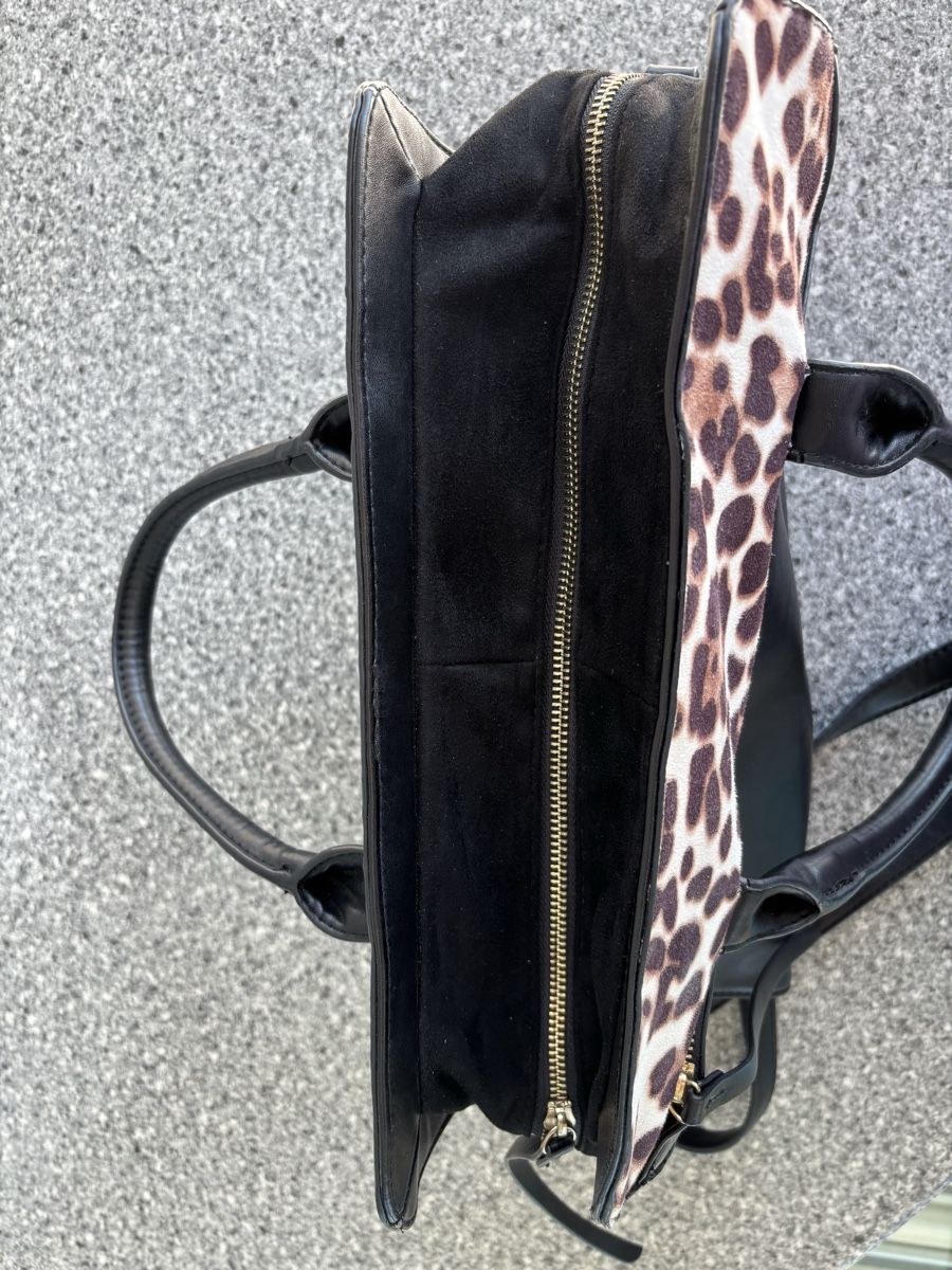 Taschen für Damen: Schwarze Handtasche mit Animal-Print - Herbst Schnäppchen – Neu (gemäss Beschreibung) aus Düdingen von aschmutz 3