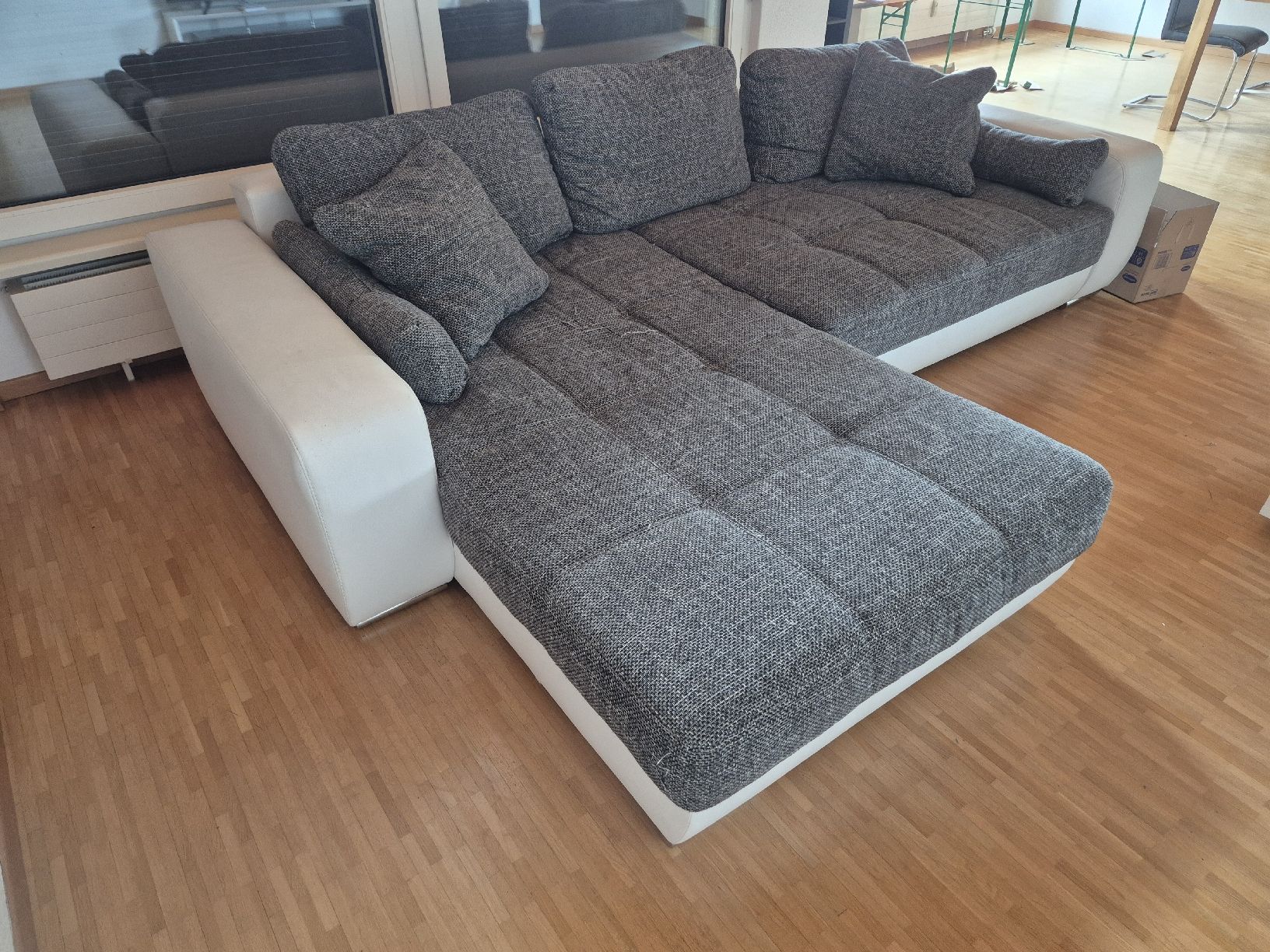 Conforama Divani: Sofa  – Usato da Weinfelden venduto da yan_9h9q
