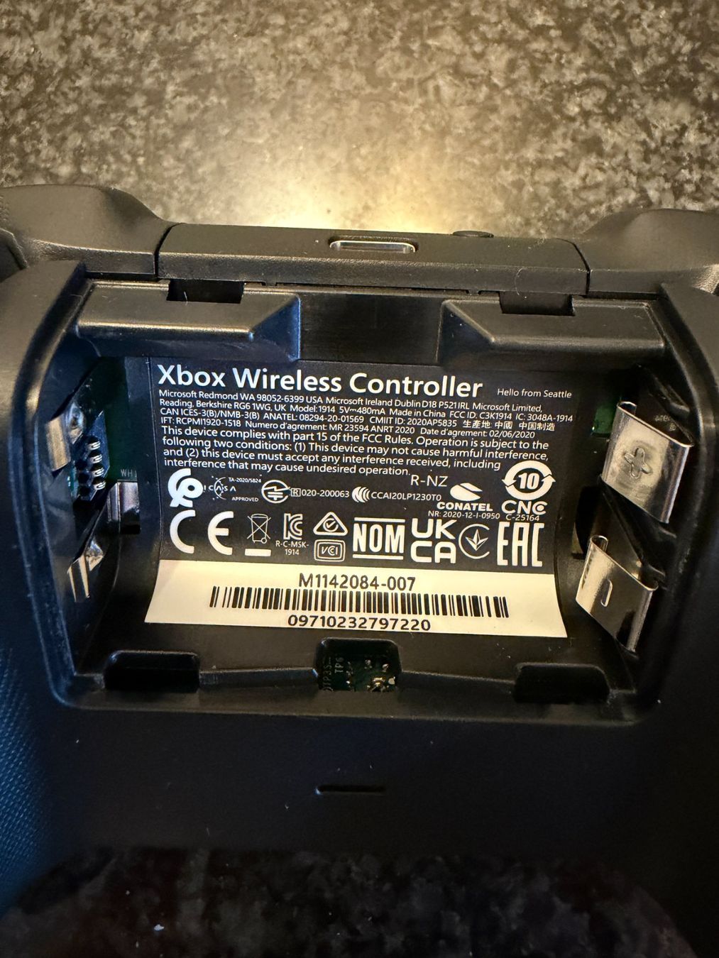 Microsoft Controller: Xbox Controller Series 2 Stk. mit USB Wireless Adapter – Usato da Zürich venduto da marcel_k 3
