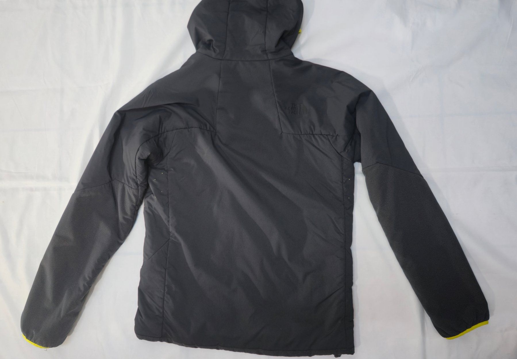 North Face Giacche: The North Face "Ventrix" Jacke Gr. M – Nuovo (secondo la descrizione) da Löhningen venduto da Sanmyk 3