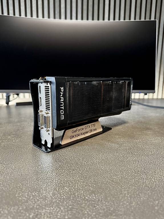 Gainward Grafikkarten: Gainward GeForce GTX 770 Phantom 4GB – Gebraucht aus Bubendorf von albatros97