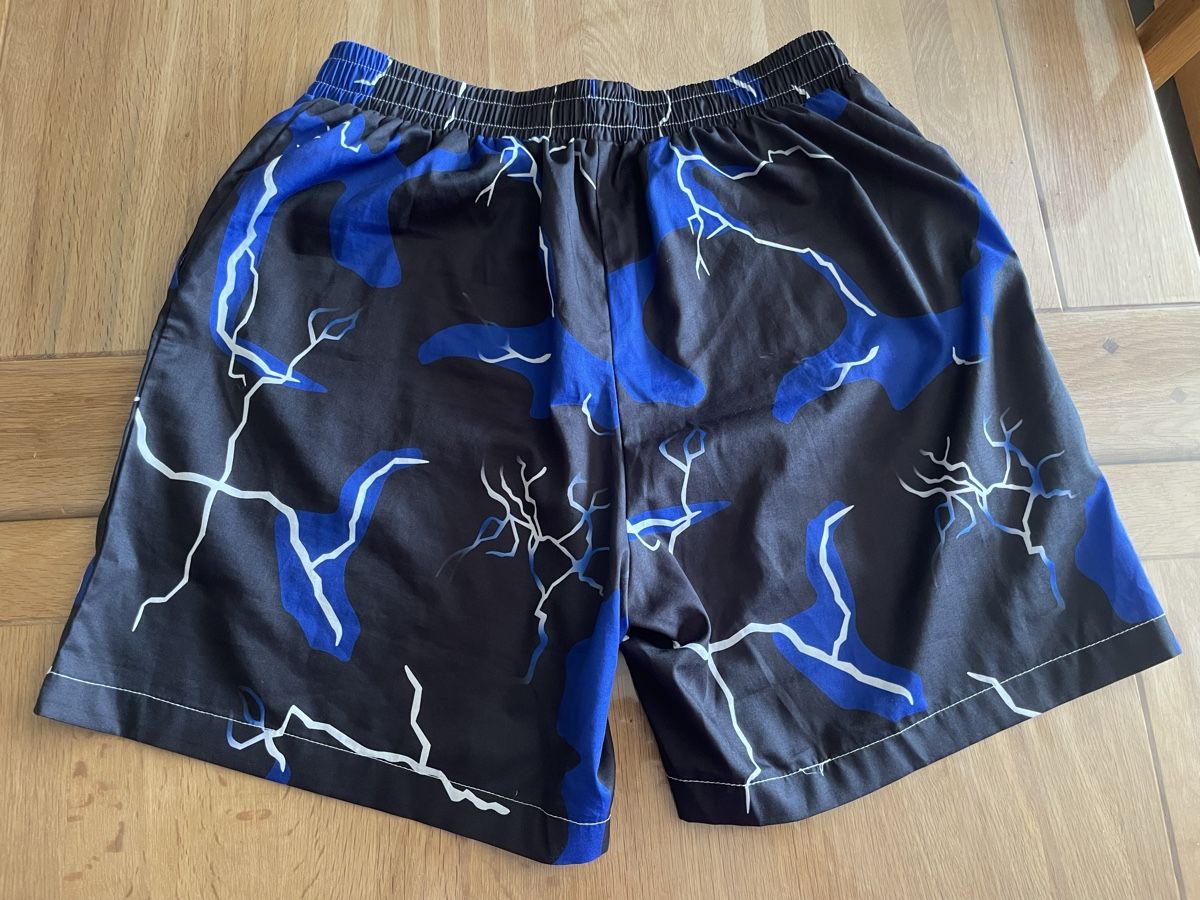 Hosen: Short homme taille L – Neu (gemäss Beschreibung) aus Martigny-Croix von jen_t9fp 1