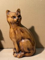 Vintage Wooden Cat Sculpture - Perfect Home Accent Piece