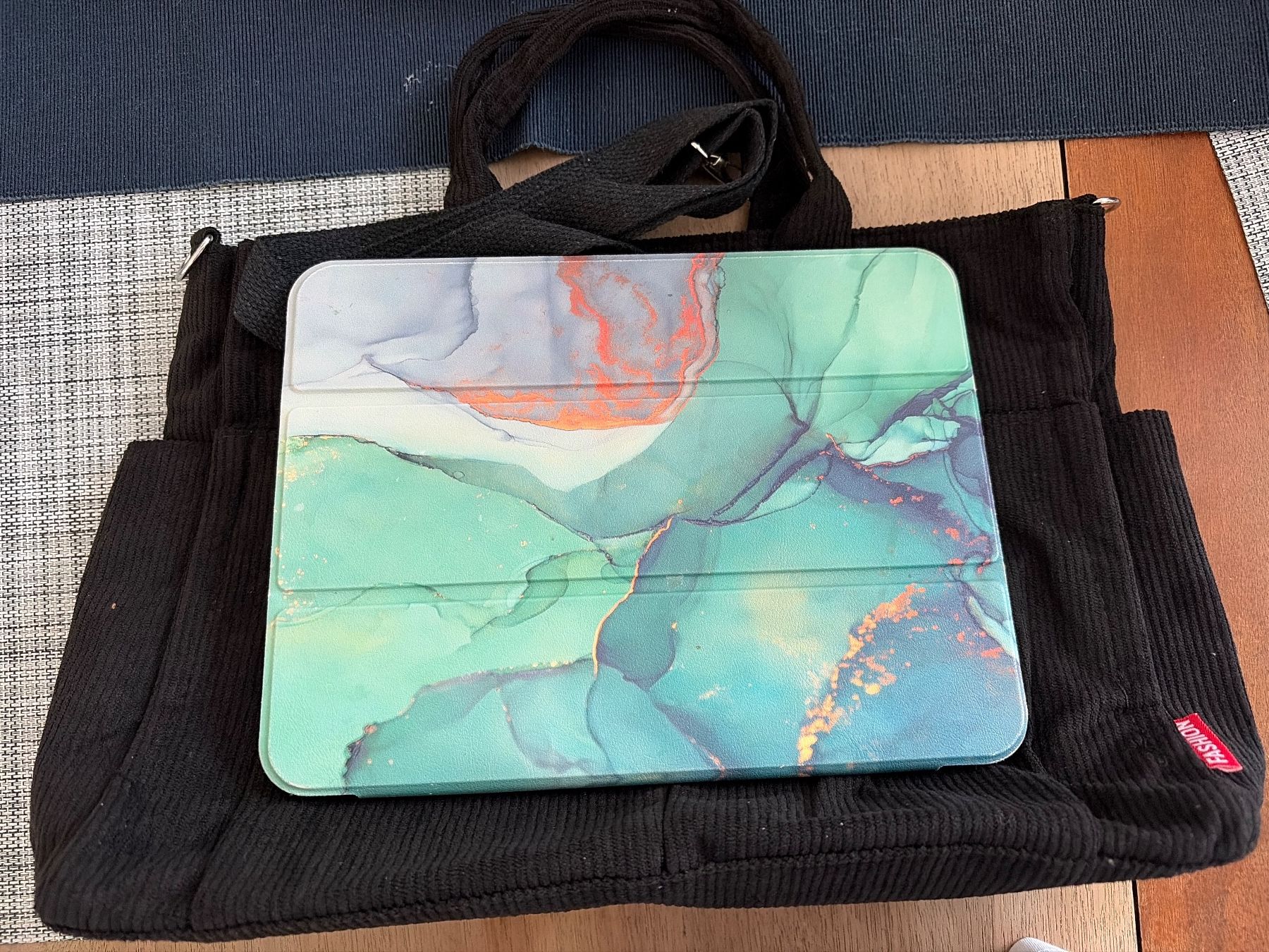 Taschen für Damen: Tasche – Neu und originalverpackt aus Oberglatt ZH von nad_xbr6 1
