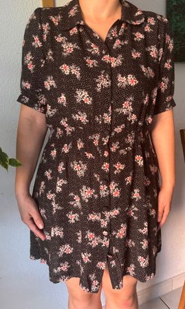 Luftiges Sommerkleid 3 SUISSES, 100% Viskose, Gr. M, BRIEF