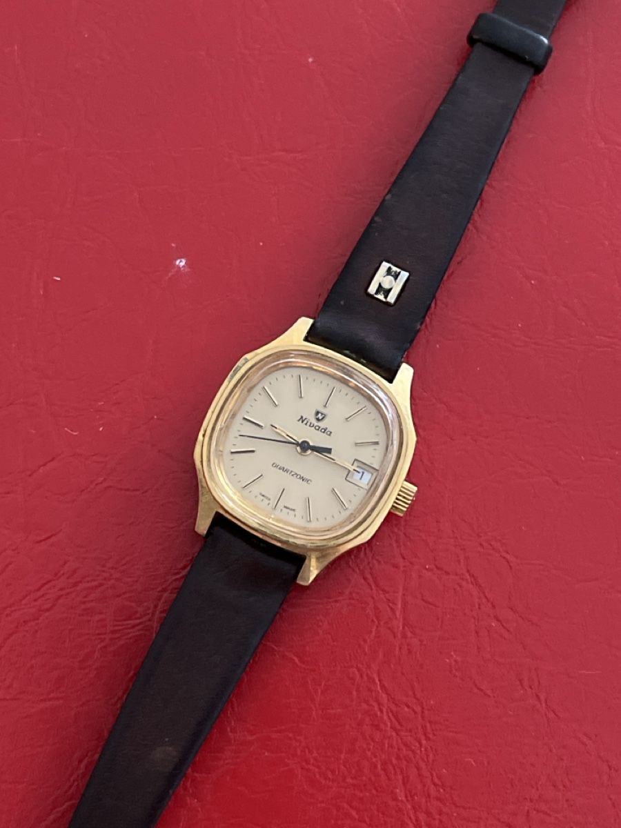 Nivada Montres: Nivada Quartzonic – D'occasion à Rheineck par UhrenReinhardt