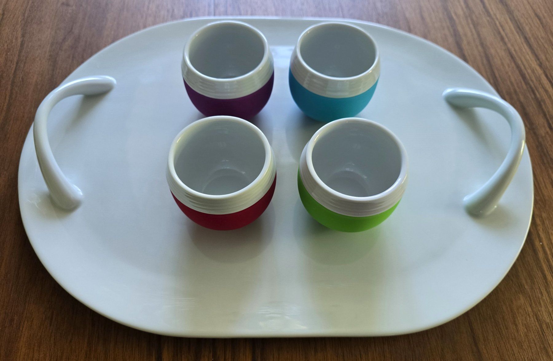 Set di piatti: Tee Kaffee Becher mit Tablett – Usato da Kloten venduto da xenia-ainex 2