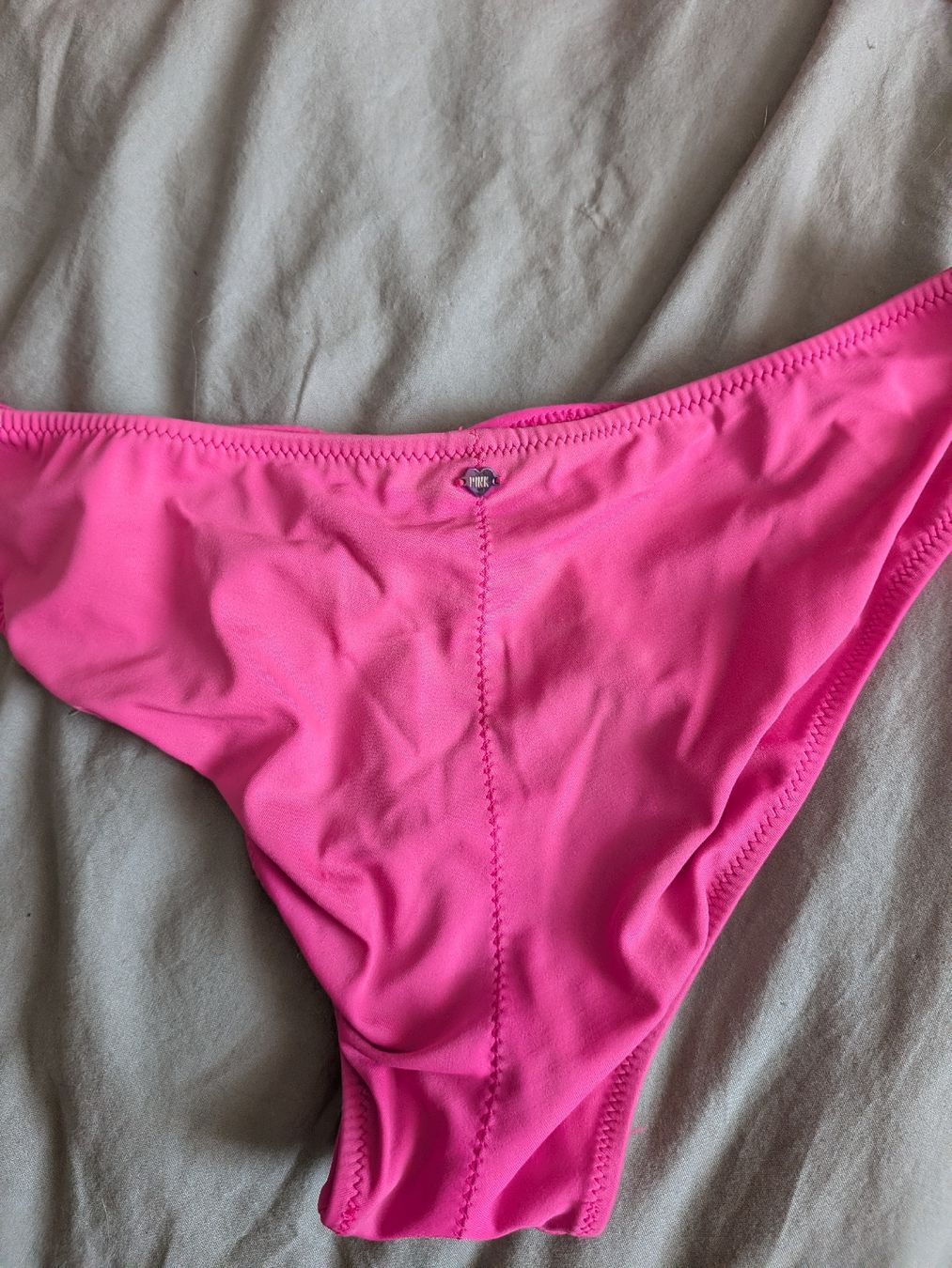 Victoria's Secret Costumi da bagno & Bikini: Bikini-Set PINK Grösse M zweifarbig  – Usato da Pfäffikon SZ venduto da deyjanira 1