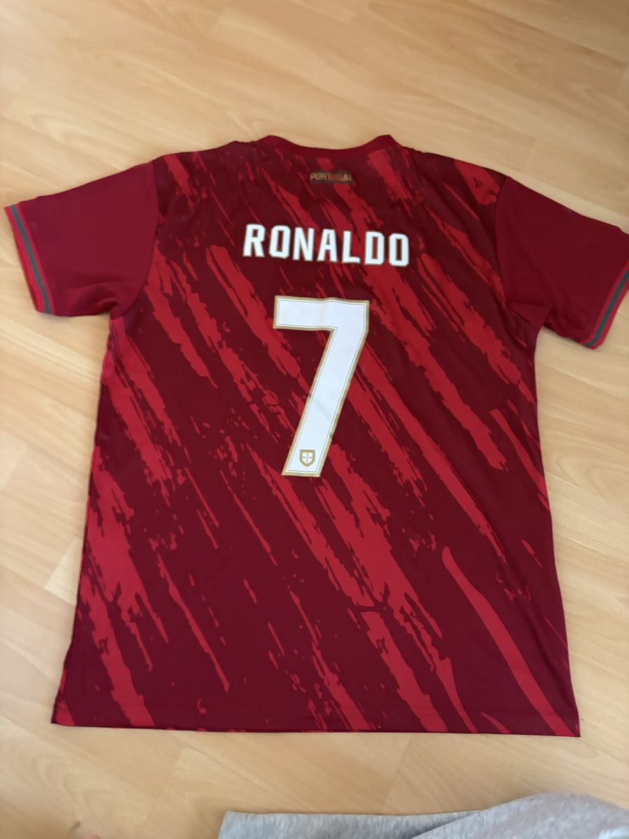 Canottiere & Pantaloni: Trikot Portugal Ronaldo 7 – Usato da Wolfwil venduto da pmaag 1