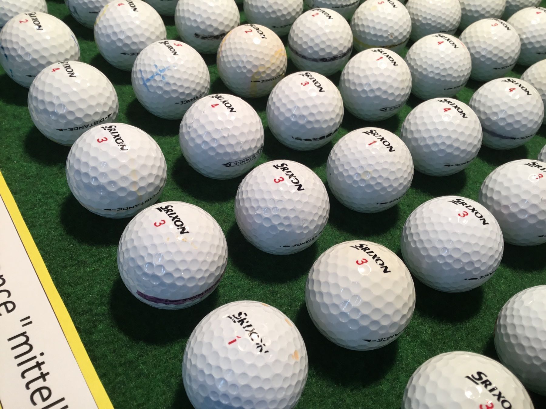 Palloni: 100 Golfbälle Srixon Distance (mittel) – Usato da Bergdietikon venduto da shimano4 2