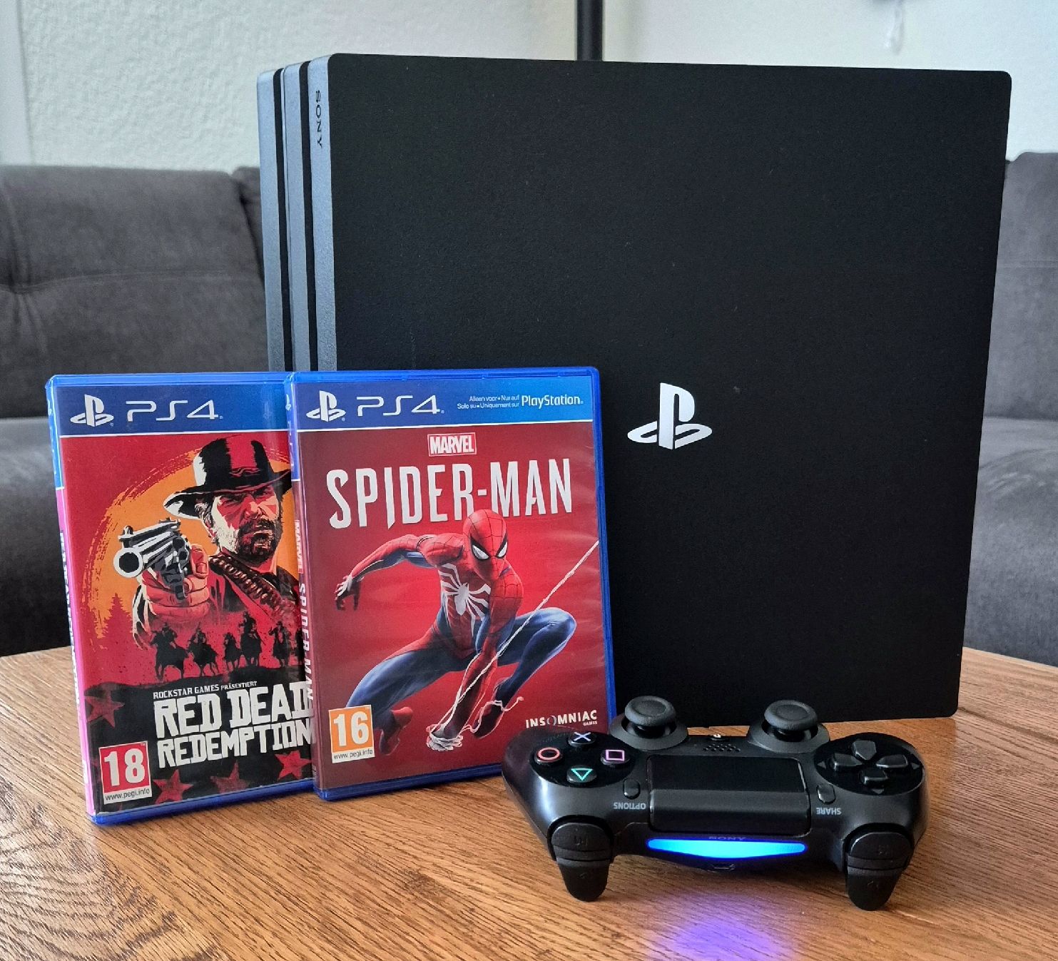 Sony Console: Sony PlayStation 4 Pro 1TB + Controller + 2 Spiele – Nuovo (secondo la descrizione) da Au SG venduto da AlenCompany