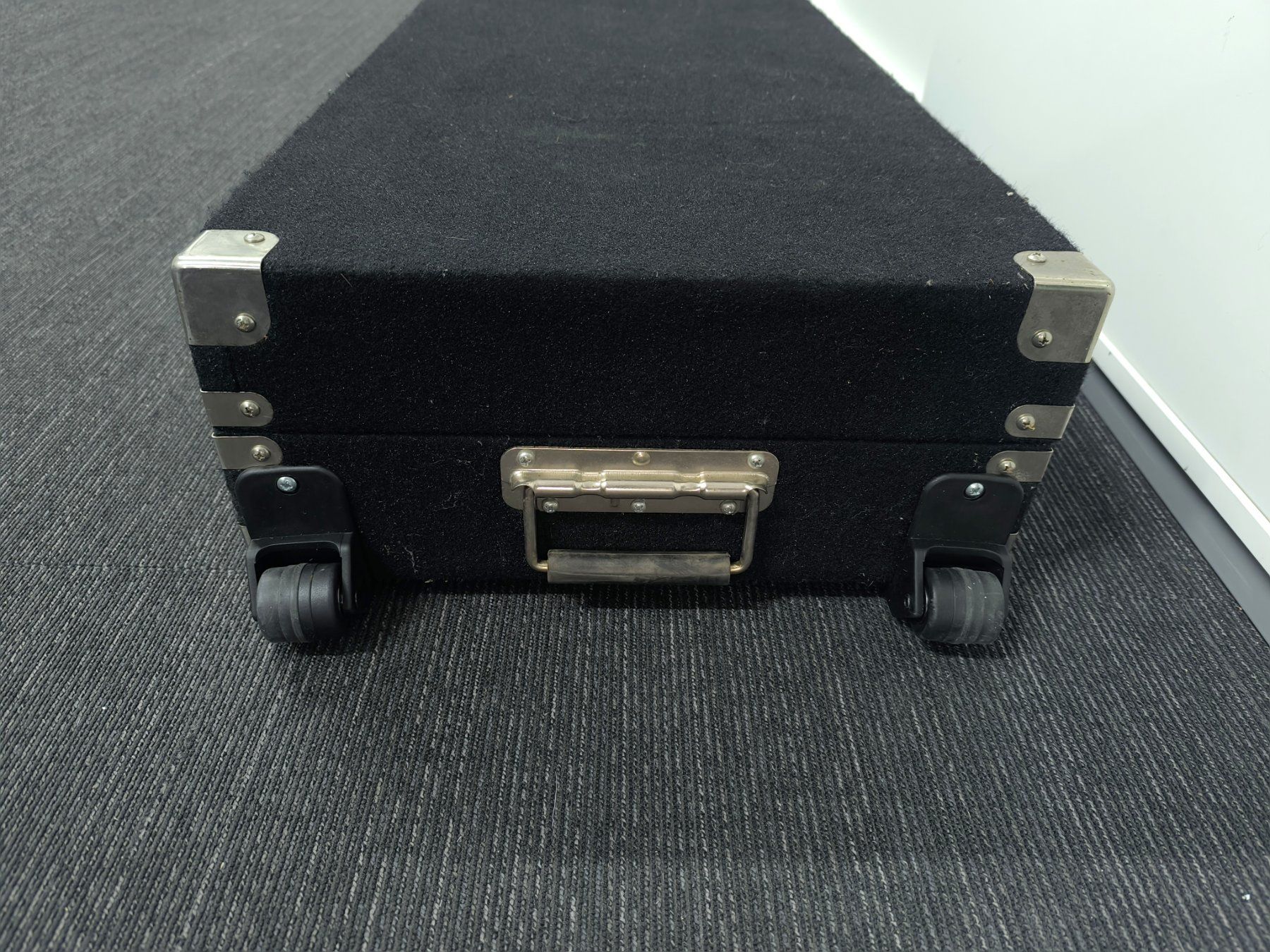 Valigie: Robustes XL DJ Flight Case mit Rollen – Usato da Rüti ZH venduto da Restwert_Rueti_ZH 2