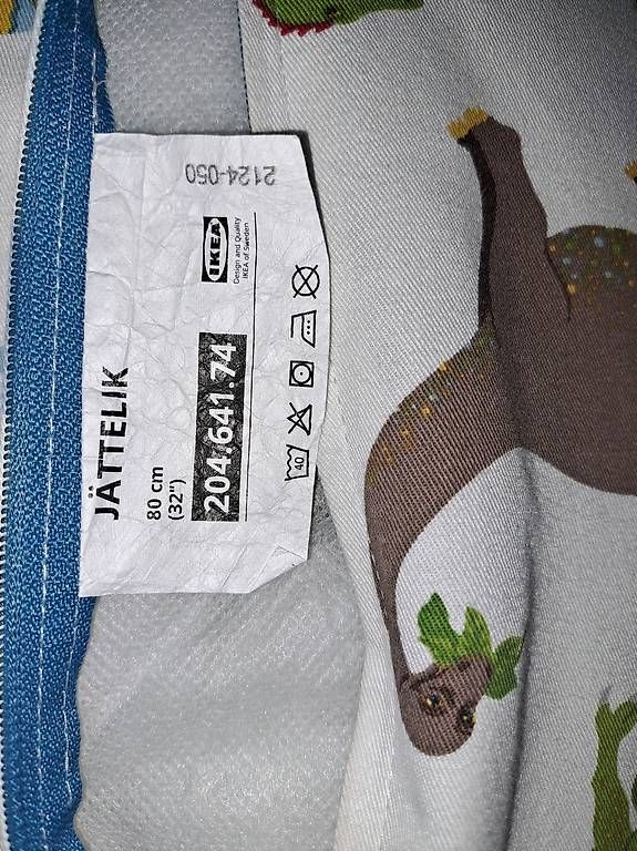 Ikea Kissen: JÄTTELIK Kissen mit Bezug, 80cm – Gebraucht aus Zürich von cla_pb5j 3