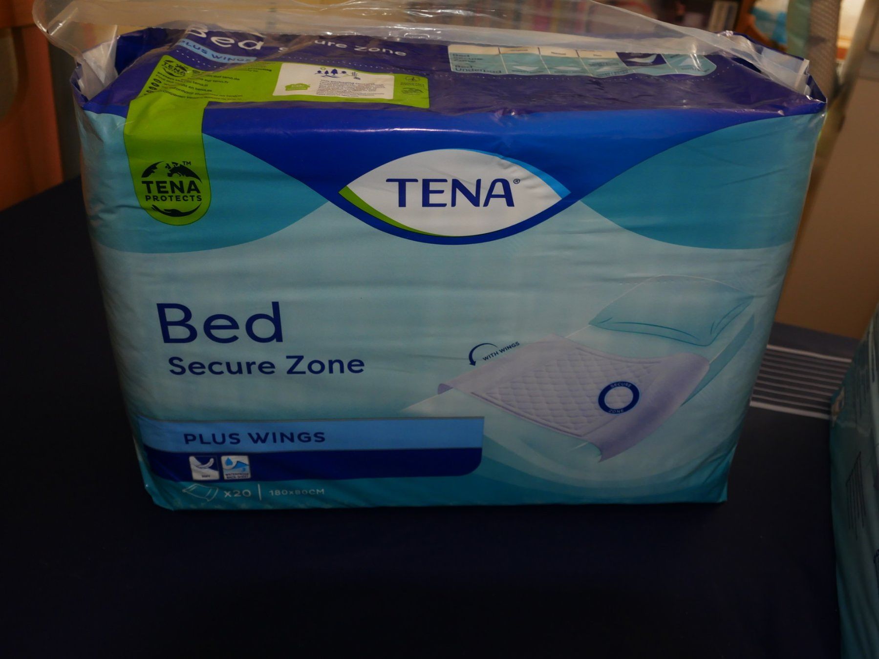 Secchi per pannolini & Pannolini: TENA Bed Secure Zone PLUS WINGS, 3 x 20 Stk. – Nuovo e nell'imballaggio originale da Gränichen venduto da Nimmersatt 1