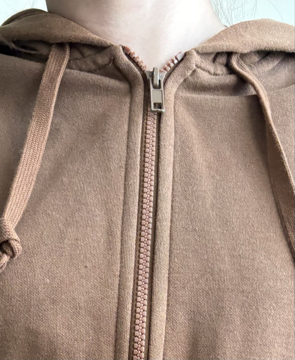 H&M Pullover & Sweatshirts: Brauner Zip up Hoodie – Gebraucht aus Seewen SZ von sch_v2sl 3
