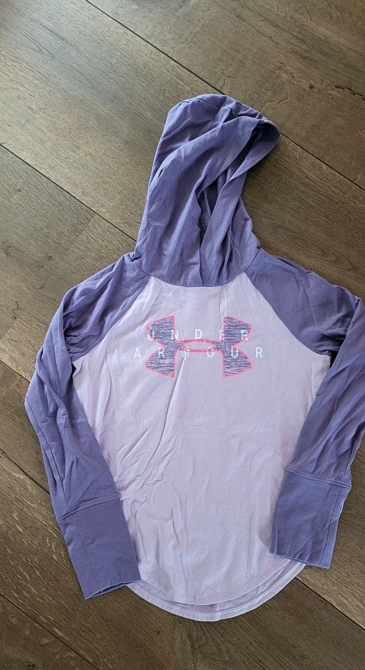 Under Armour Maglioni & Felpe: Under Armour Hoody, Gr. M – Usato da Biberist venduto da Nicelotti