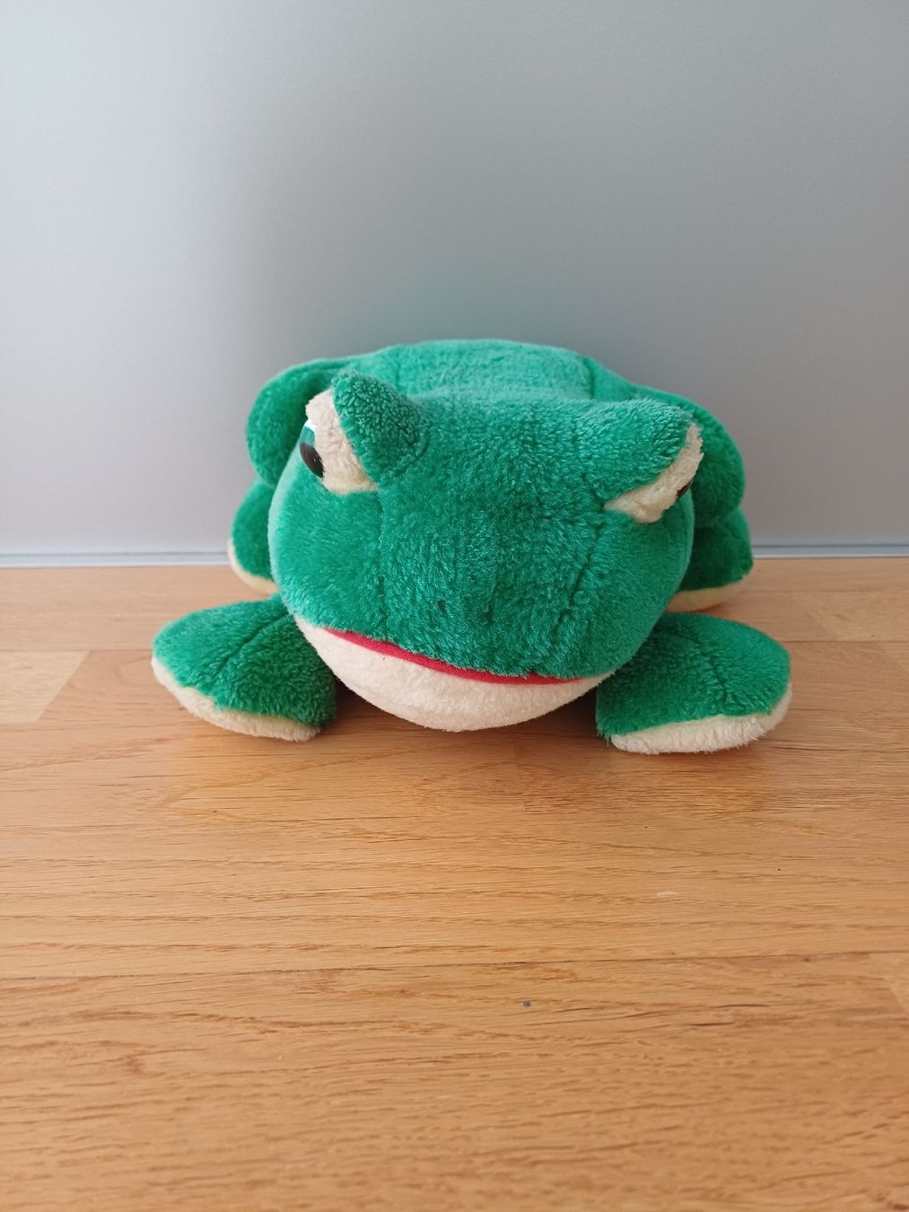 Jouets: Plüschtier Frosch – D'occasion à Frauenfeld par cla_y98c 1
