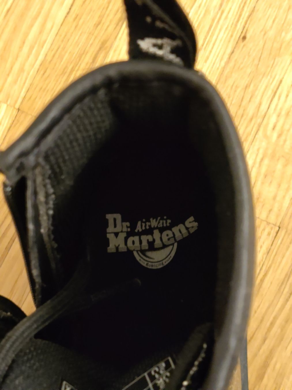 Dr. Martens Scarpe per ragazze: Dr Martens Boots Gr 31 – Usato da Lausanne venduto da neuquen 3