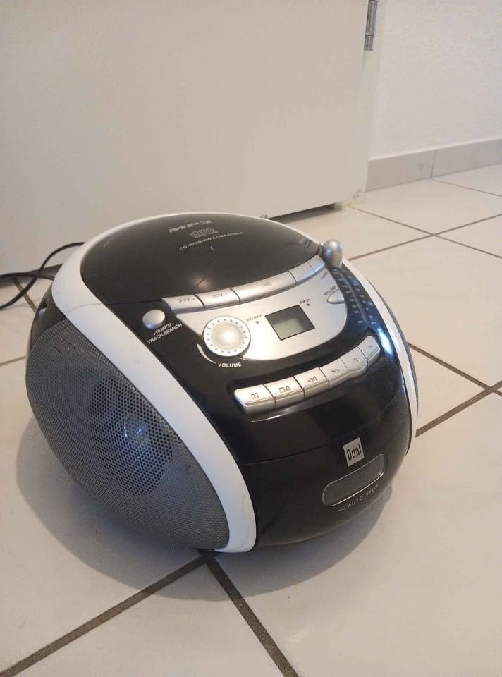 Radios: CD MP3 Radio – Gebraucht aus Bienne von Daniel_Schader 1