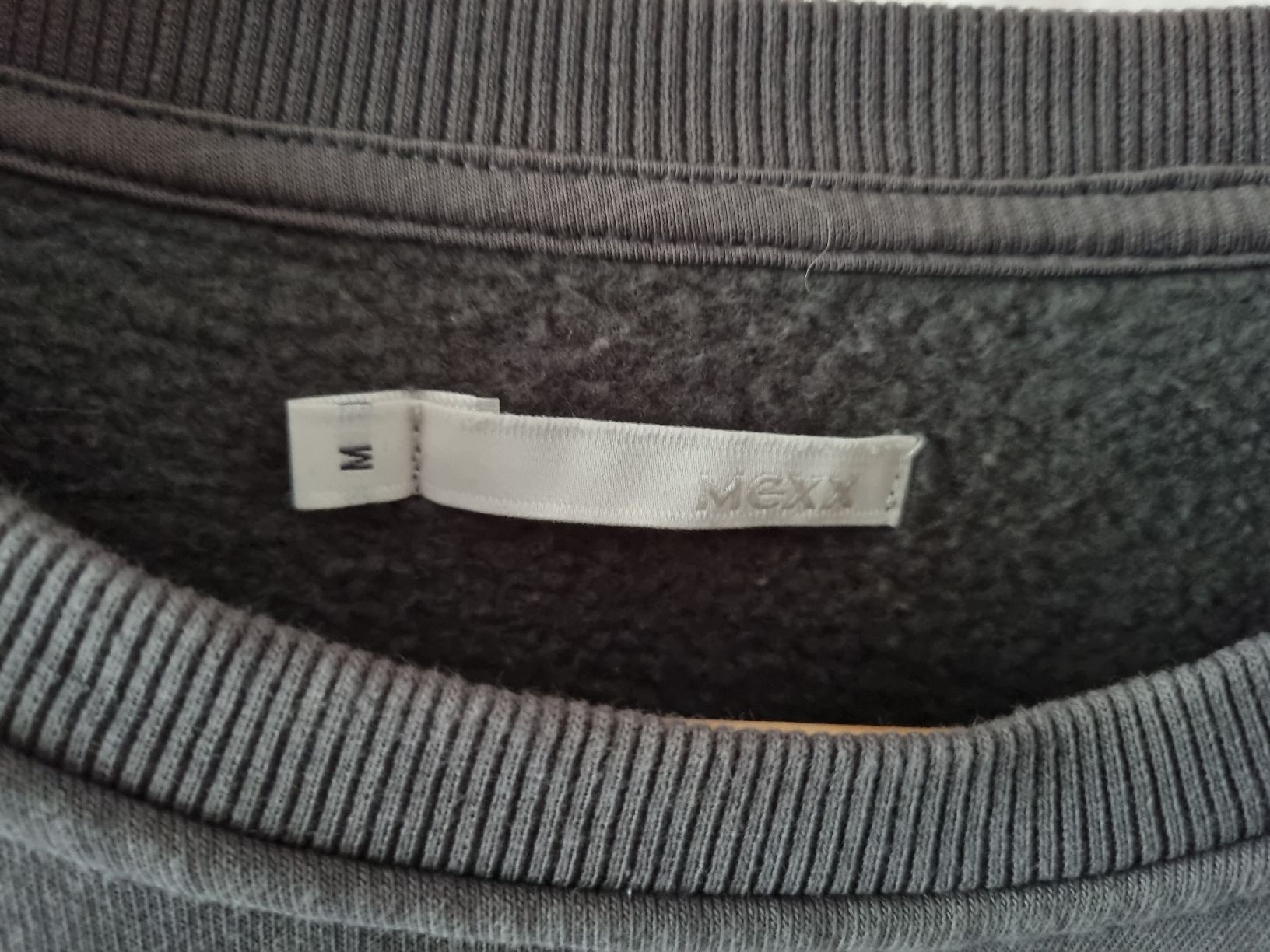 Mexx Pulls et sweat-shirts: Mexx Pullover Mädchen Grösse M – Neuf avec emballage d'origine à Ostermundigen par aydin014 1