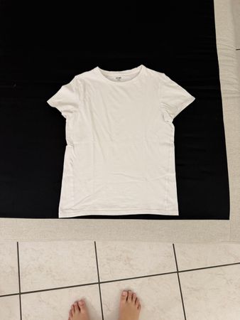 T-shirt blanc fille taille 140 nouveau