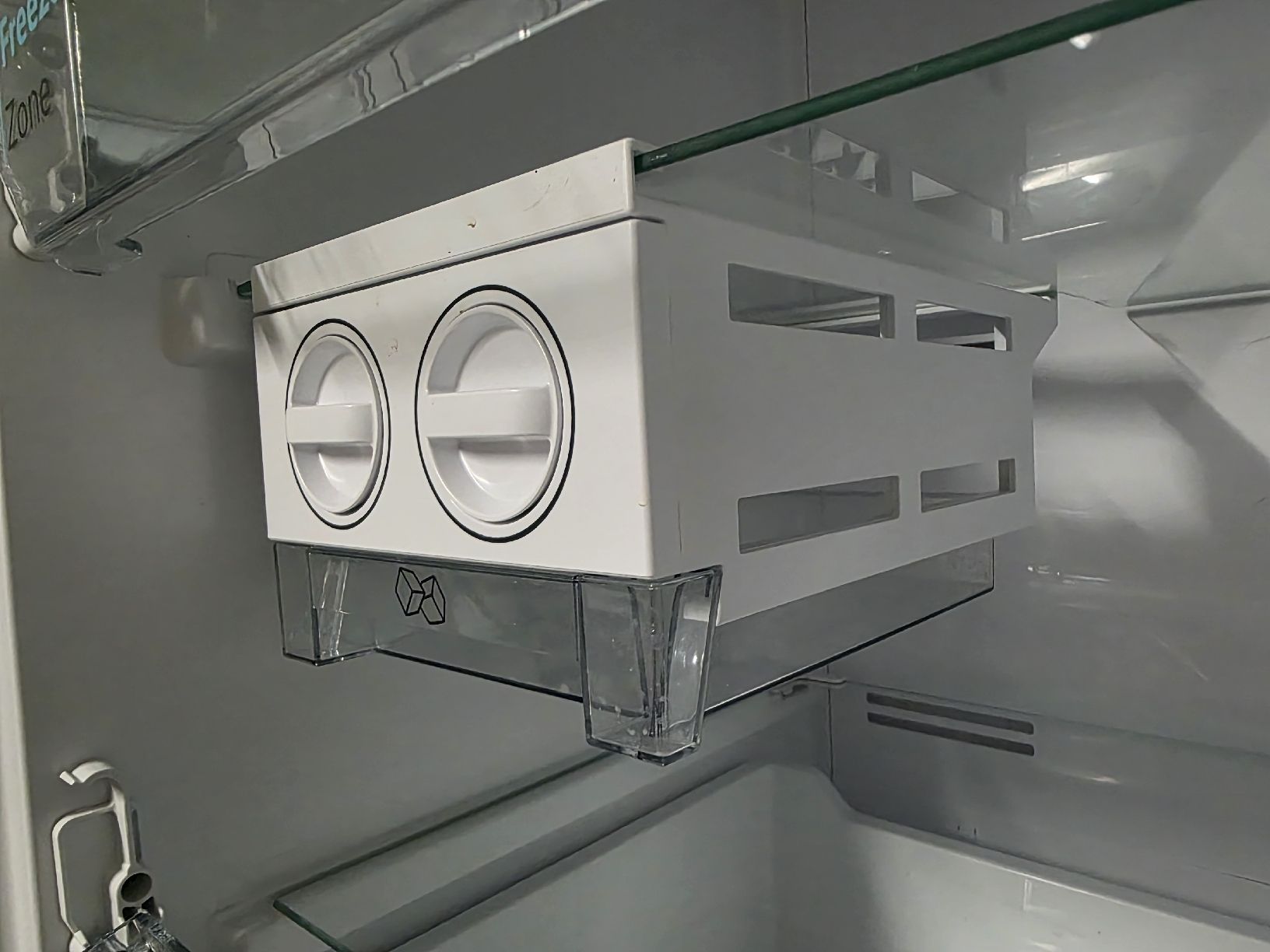Sharp Congelatori: Gefrierschrank SHARP SJ-SC11CMXWE-EU – Usato da Lupfig venduto da adoidinha 2
