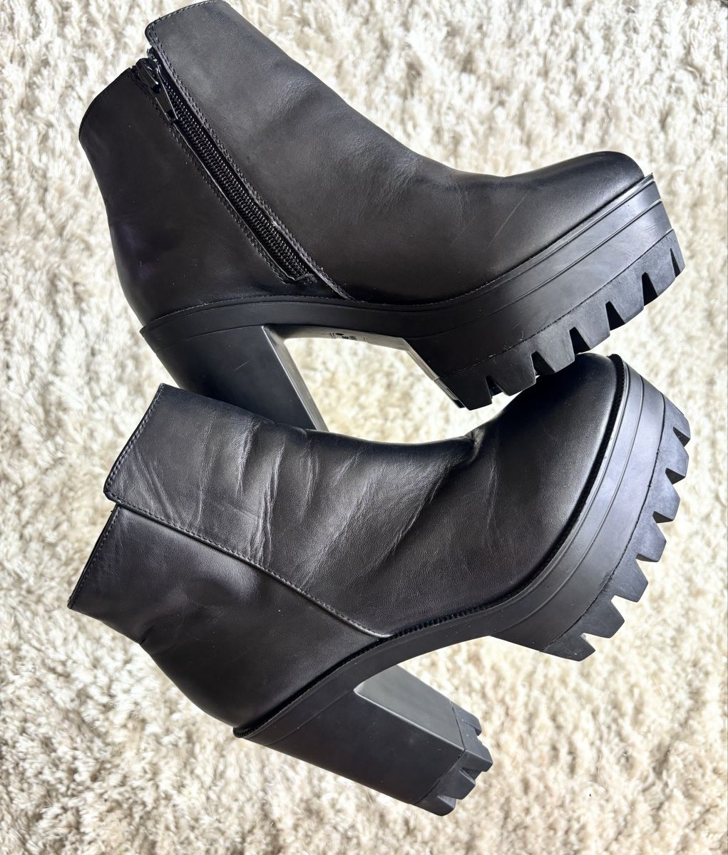 Windsor Chaussures femmes: Windsor Smith Plateau Boots – D'occasion à Zürich par cmiks 1