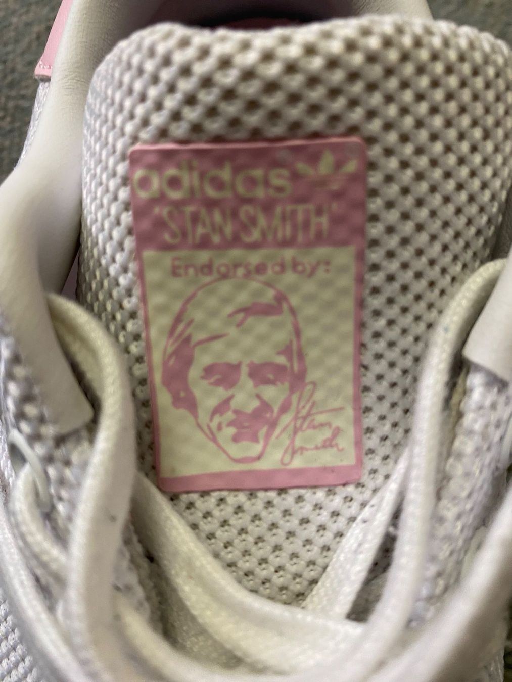 Adidas Herrenschuhe: Adidas Stan Smith Sneaker weiss rosa – Gebraucht aus Münchwilen TG von wisomaroma 2