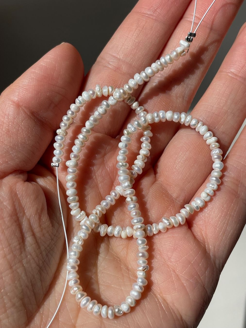 Catenine: Echte Süßwasserperlen Strang Ca.38cm 6mm – Nuovo e nell'imballaggio originale da Schiers venduto da sisikristall