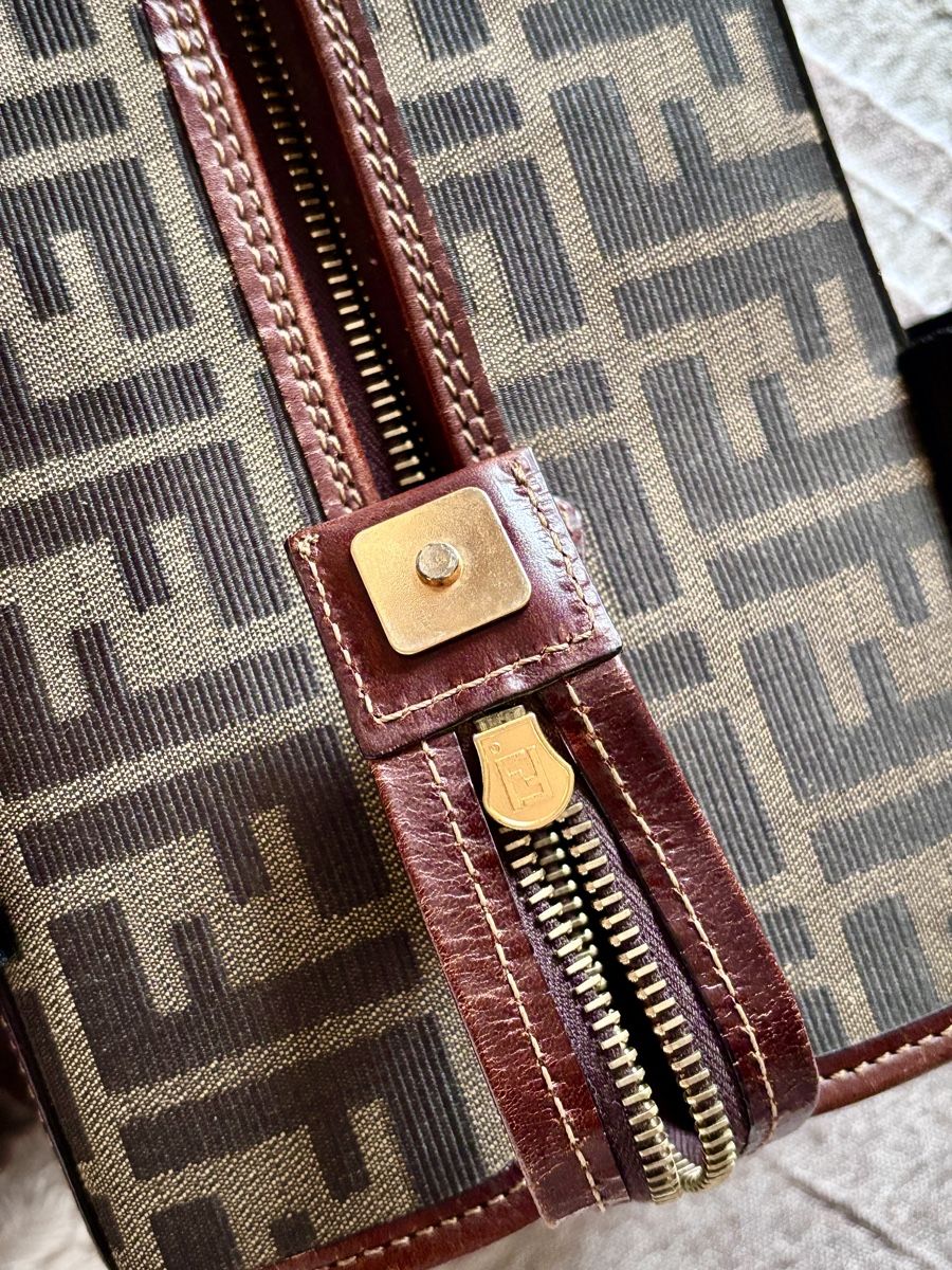 Topcase: Fendi zucca bauletto – Nuovo (secondo la descrizione) da Paradiso venduto da fio_mhn6 4