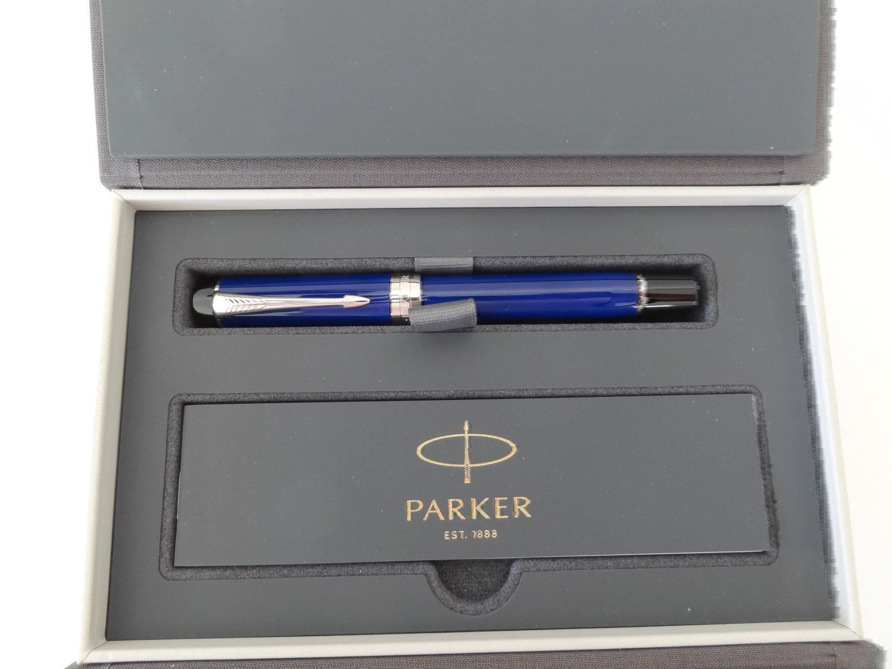 Parker Stifte & Marker: PARKER Duofold Blue & Black Centennial Füllfederhalter – Neu und originalverpackt aus Locarno von Sicabe