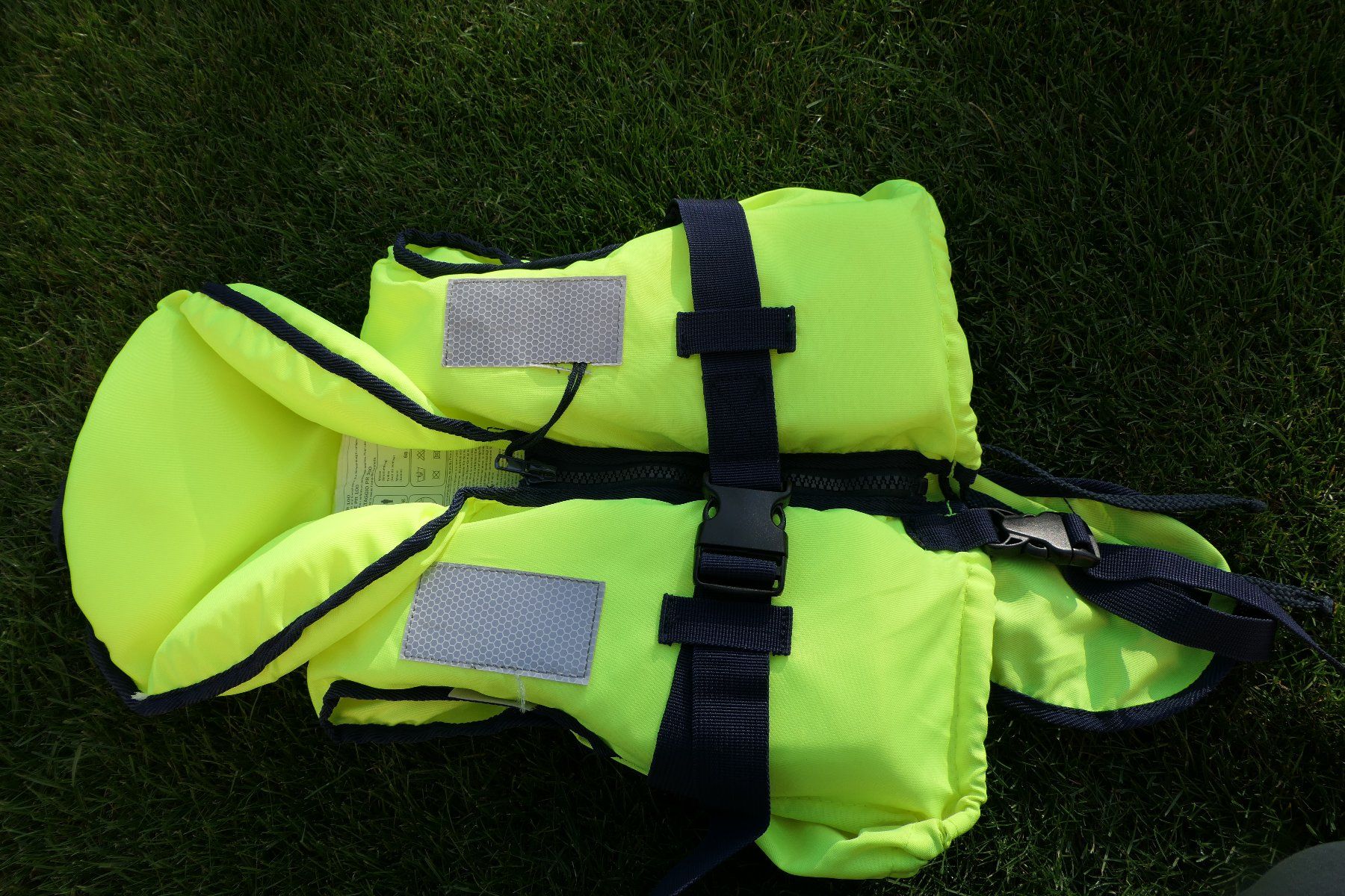 Giubbotti di salvataggio: Neue Rettungsweste Scotchlite 20 - 30 kg – Nuovo (secondo la descrizione) da Lenggenwil venduto da Reto888 1