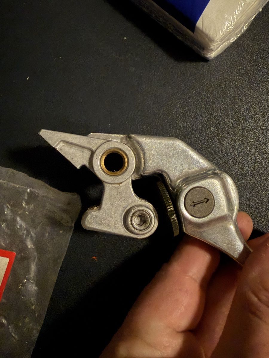 Honda Tutti i ricambio per moto: Leva Freno Honda Originale – Usato da Giubiasco venduto da sc-77 3