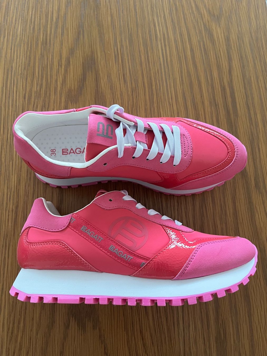 Bagatt Damenschuhe: Bagatt Sneaker Gr. 38, Farbe pink – Neu und originalverpackt aus Triesen von atos87