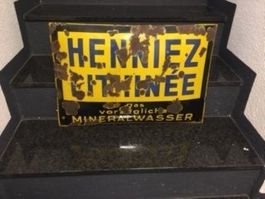 Emailschild Henniez