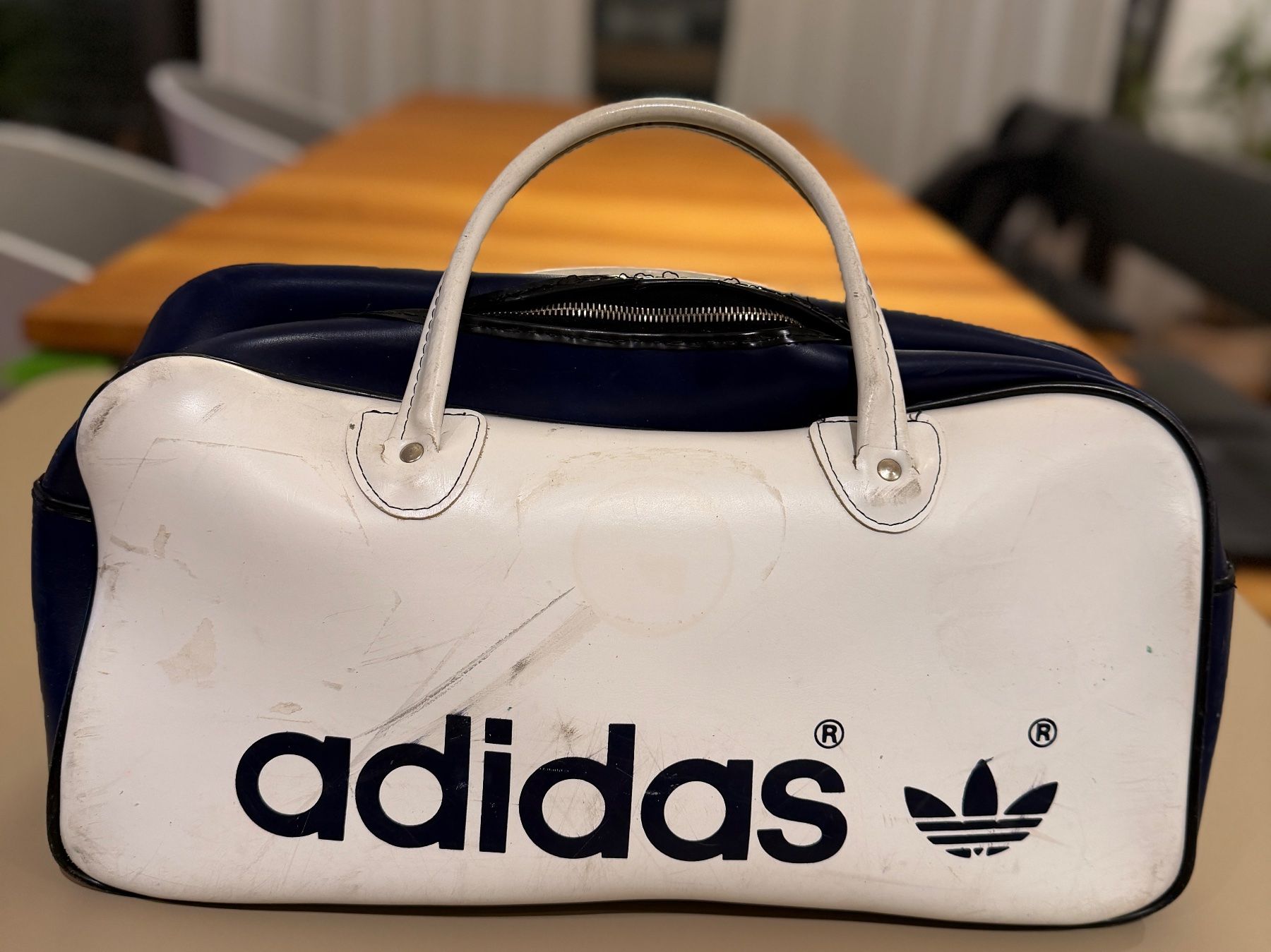 Adidas Taschen: Adidas Retro Tasche, ca. 35jährig – Gebraucht aus Herznach von Deissw 4