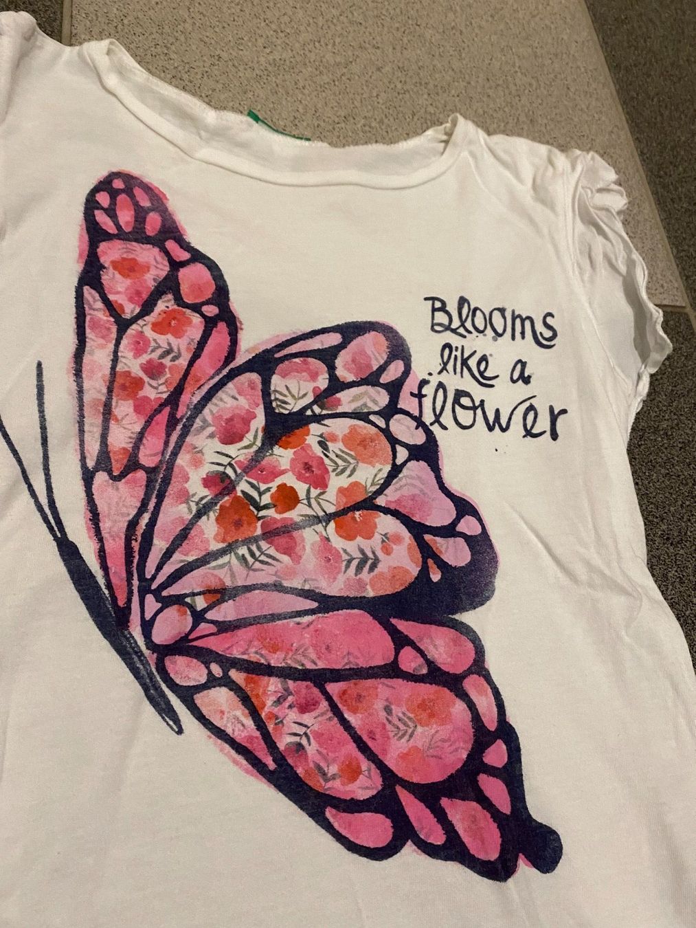Benetton Camicette, T-shirt & Top: T-Shirt von Benetton – Usato da Wohlen b. Bern venduto da Beppe99 1