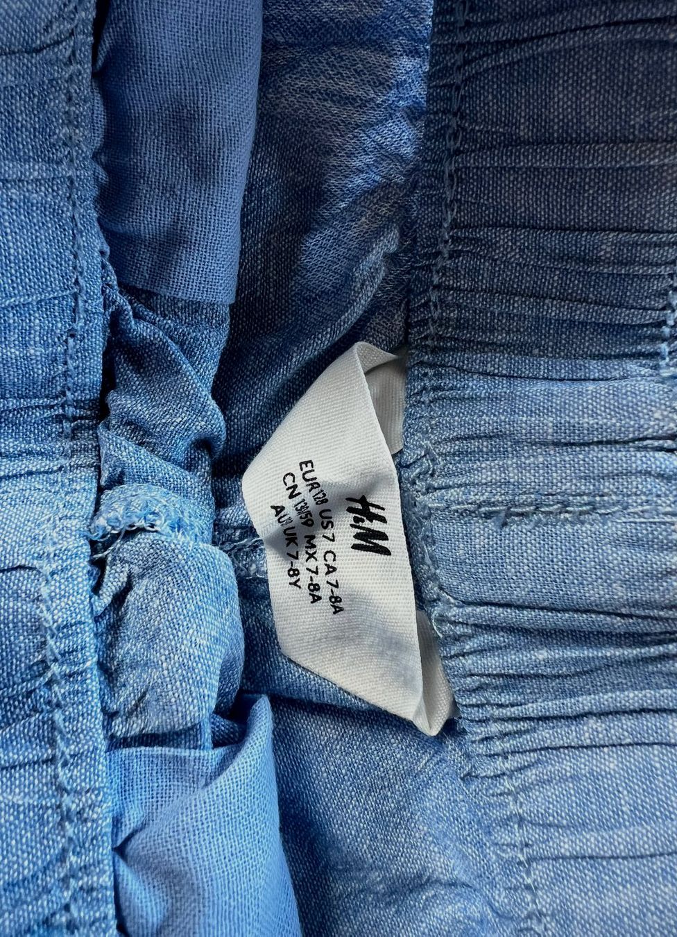 H&M Pantaloni: H&M Shorts Gr.128- Leinen – Usato da Zürich venduto da meggimay 1