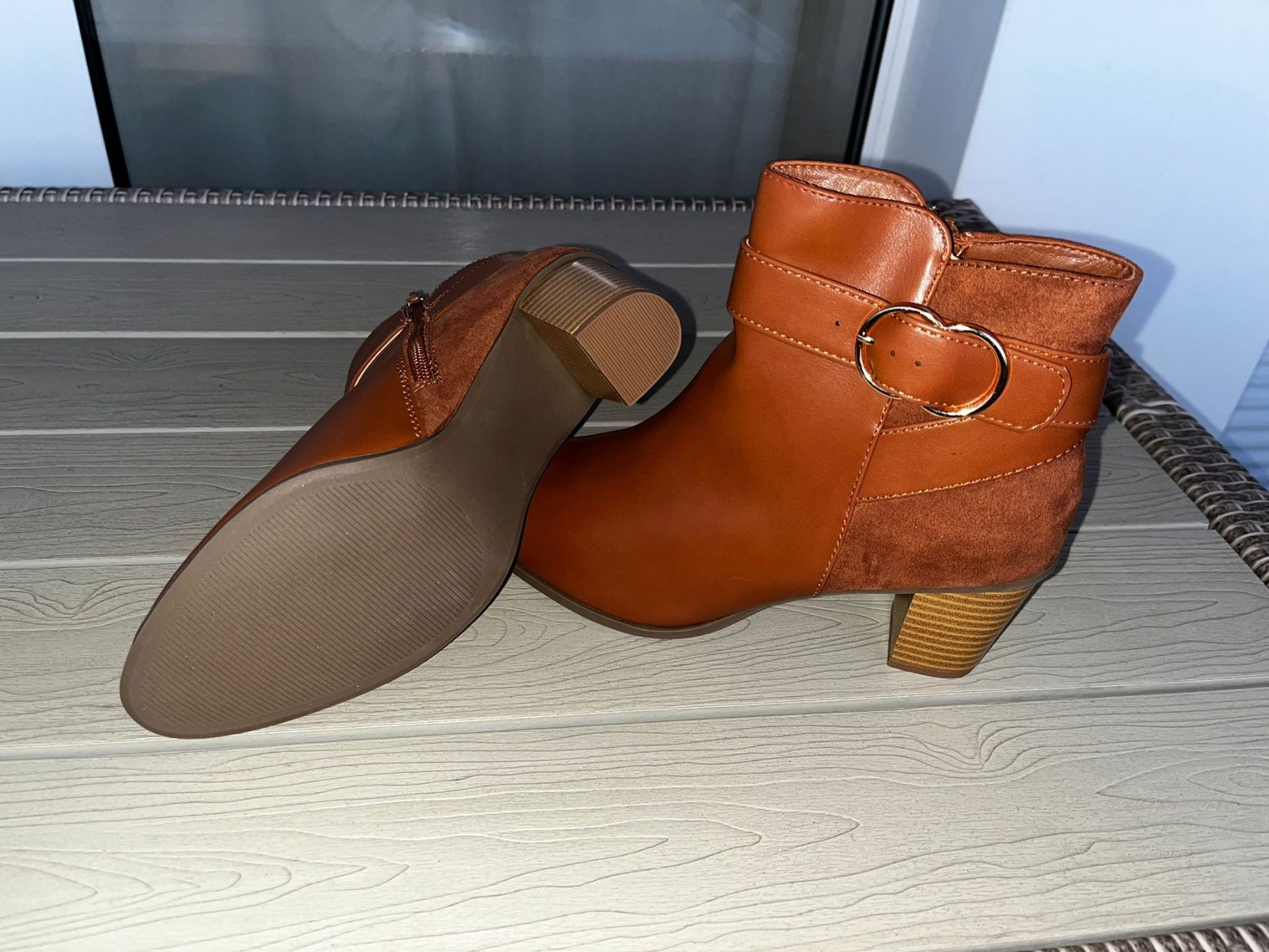 Scarpe da donna: Bottines femme – Nuovo (secondo la descrizione) da Genève venduto da AS27 1