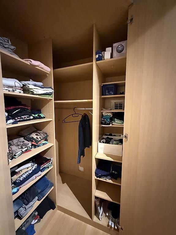 Armoires: Eckschrank – D'occasion à Gasel par Ntomate 1