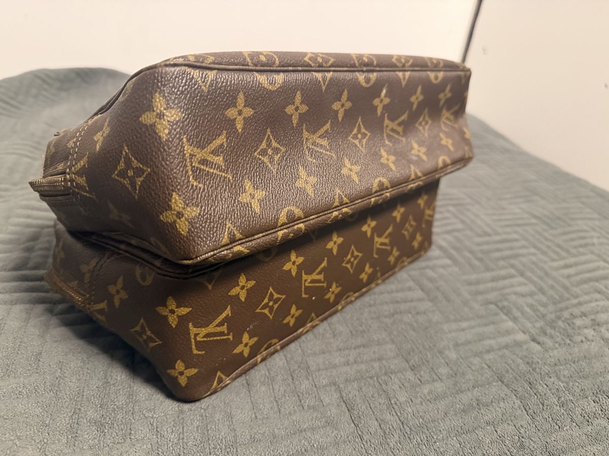 Louis Vuitton Taschen: Trousse de toilette Louis Vuitton – Defekt aus Corbeyrier von ant_2r6l 3