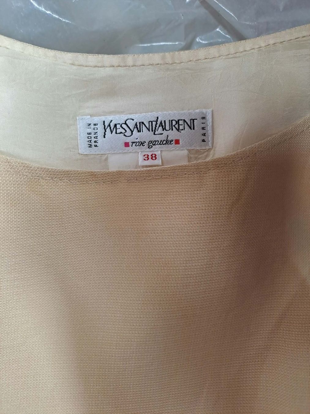 Robes: Robe Yves Saint Laurent – D'occasion à La Chaux-de-Fonds par Emmaus2300CDF 5