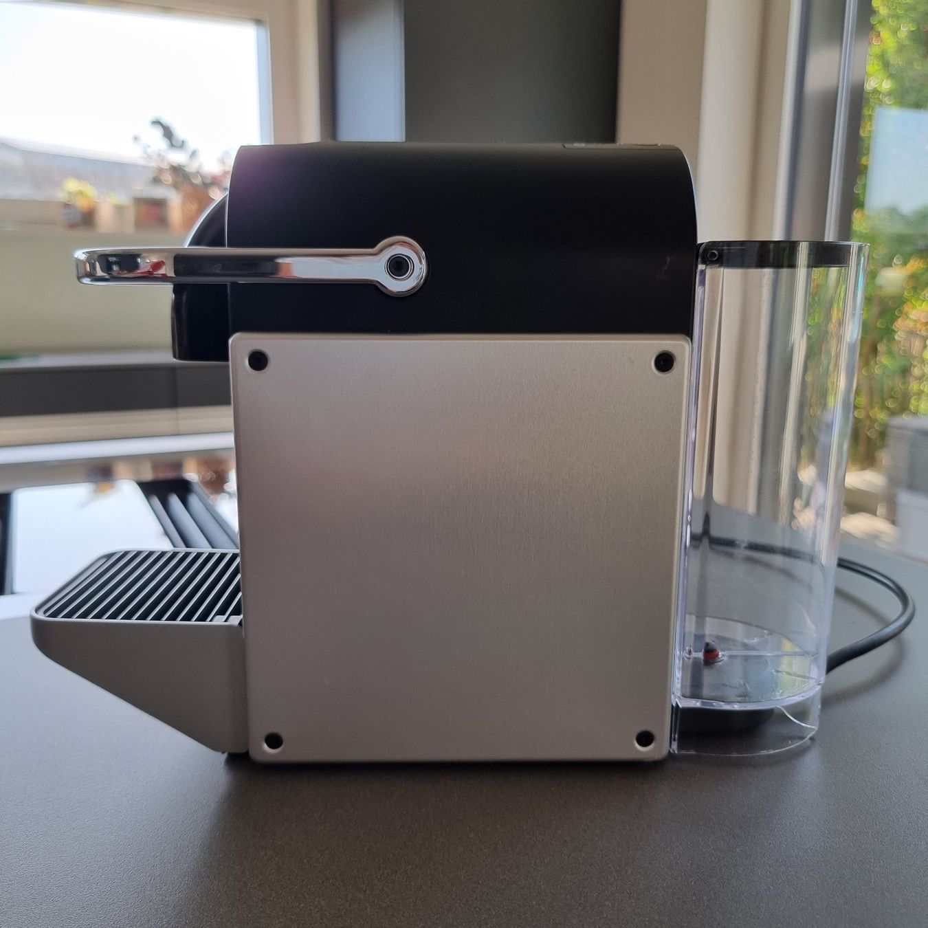 Nespresso Kaffeemaschinen & Espressomaschinen: Nespresso Pixie Silber Kaffeemaschine fast wie neu – Neu (gemäss Beschreibung) aus Gammen von home_brocki 2