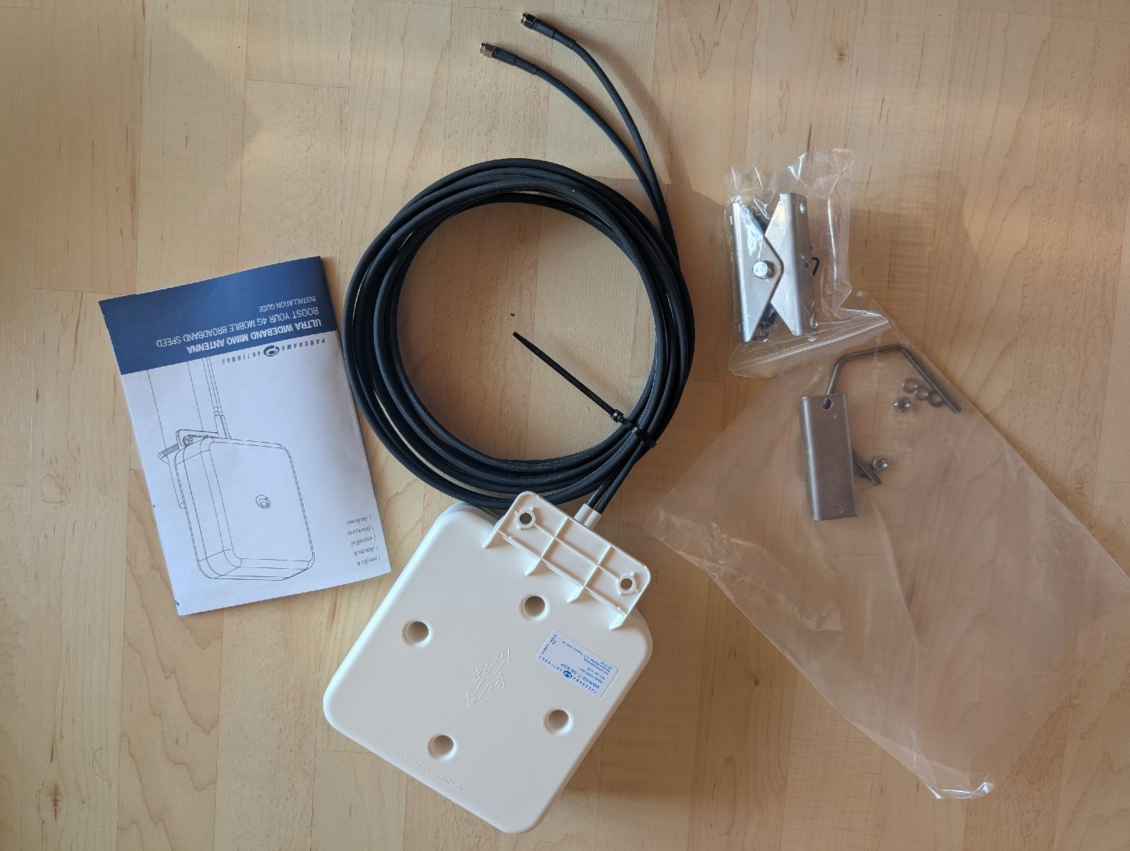 Radiocomunicazione: Panorama Antenne WMMG-7-38 LTE MIMO Antenne – Usato da Niederbuchsiten venduto da RaphaelXWB 1