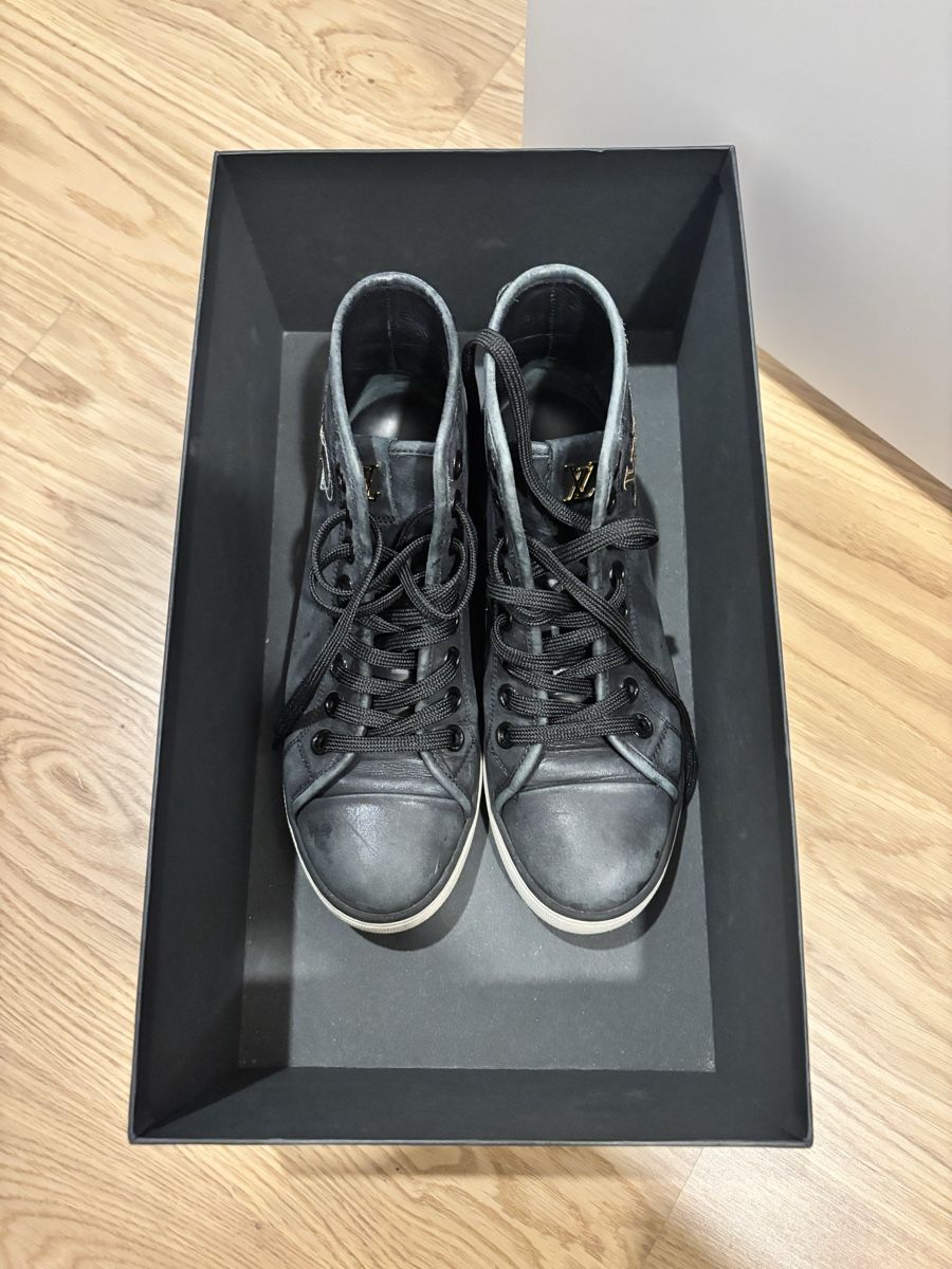 Louis Vuitton Damenschuhe: Louis Vuitton – Gebraucht aus Zug von original2016