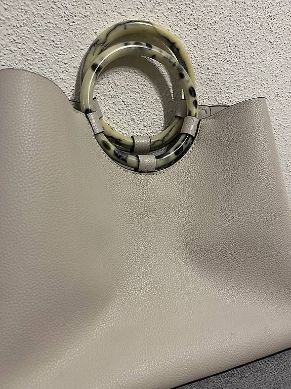 Borse da donna: Helle Tasche - ungetragen  – Usato da Zürich venduto da hoiliaaa 1